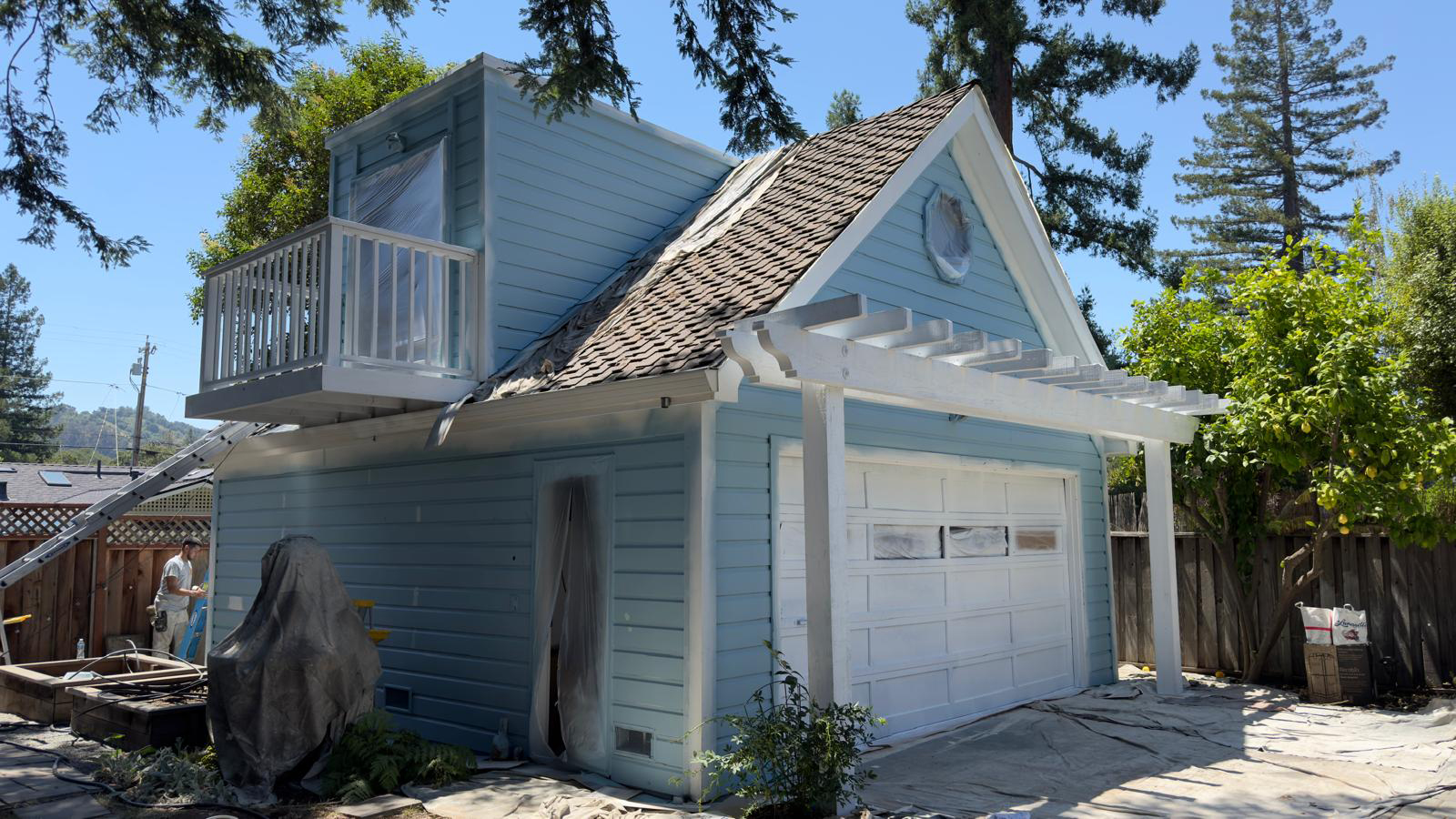 Blue Bay Area home needing repairs and a fresh coat of paint before H.A. Painting
